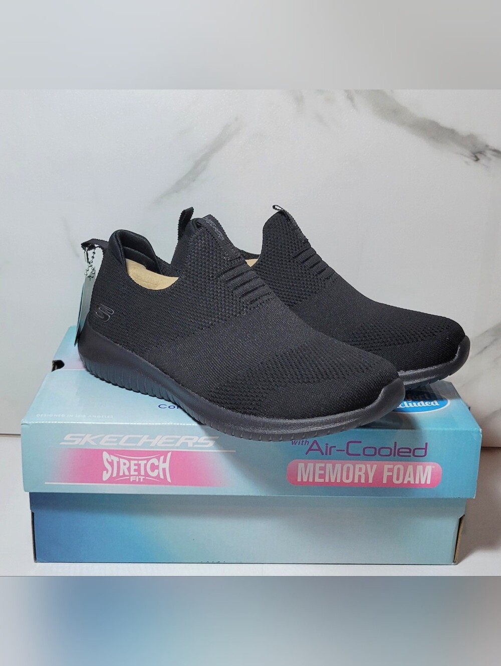 Skechers Ultra Flex First Take Slip-on Shoes Black Womens Size 6.5 NWT